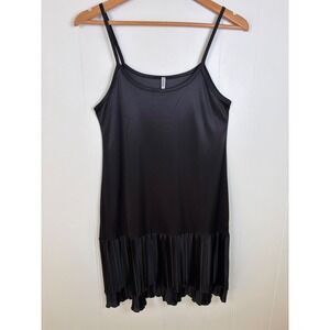 Mini Shift Dress Pleated Drop Waist Sleeveless Black Size Medium‎ by BYEPOP